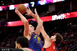 队更倾向于 队更倾向于